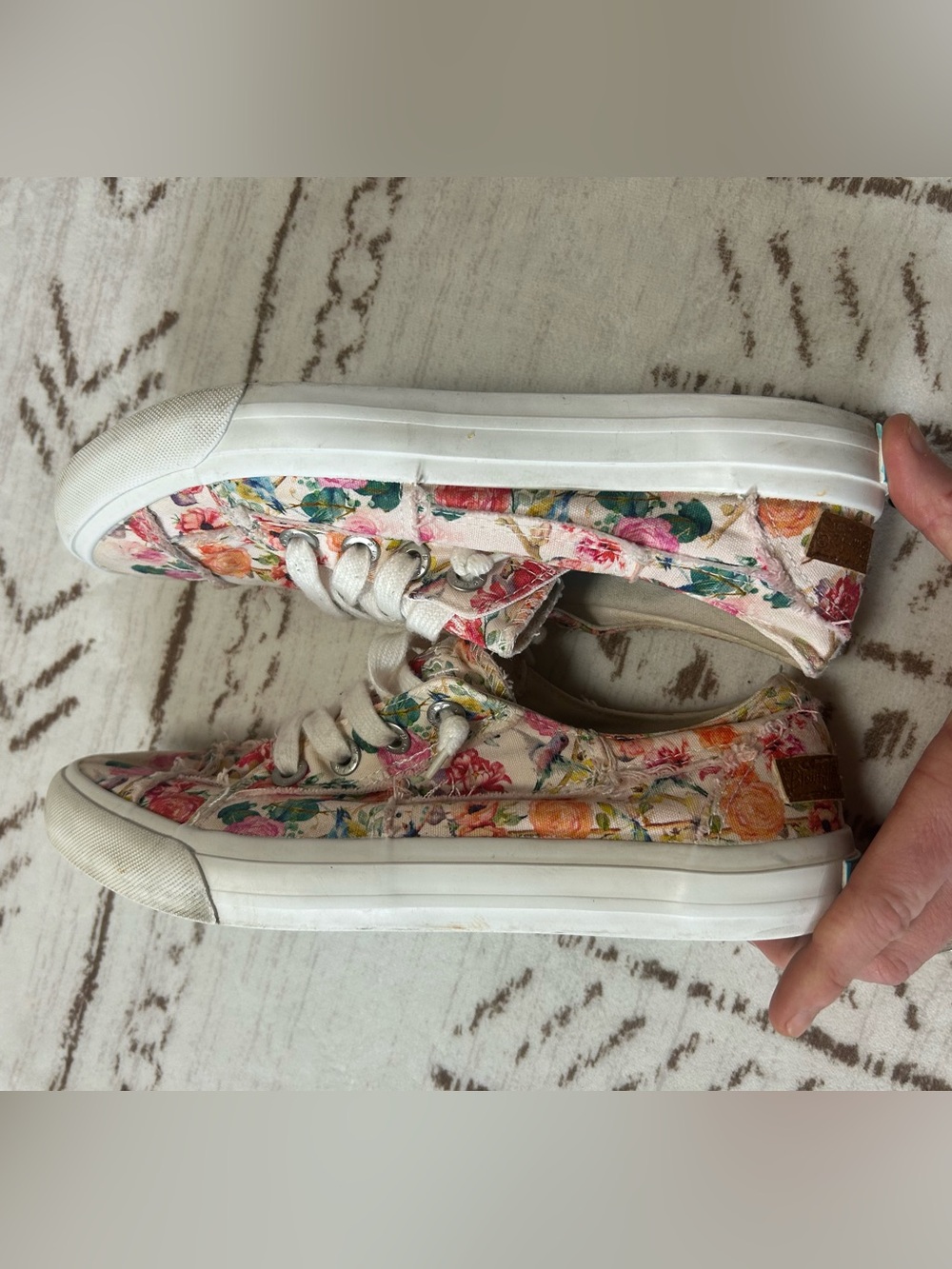 Blowfish Malibu Floral Canvas Sneakers Womens Size 8 Casual Shoes Cottagecore - Picture 6 of 12